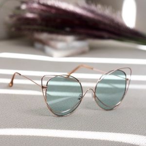 Delicate Wired Cat Eye Sunglasses-Trendy Rose Gold